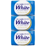 花王　石鹸ホワイト　普通サイズ　８５ｇ／個　１パック（３個）