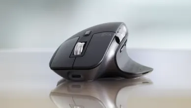 再生プラスチックを使用して製造