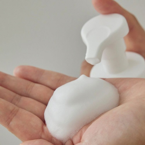 Ｄ－Ｎｅｅコスメティック　モアディーテ　イノセントシフォンソープ　サイレントハーブの香り　つめかえ用　２６０ｍｌ　１個4