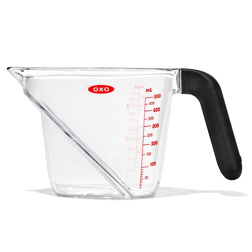 オクソー　アングルドメジャーカップ　５００ｍｌ　１１１４９８０Ｊ　１個1