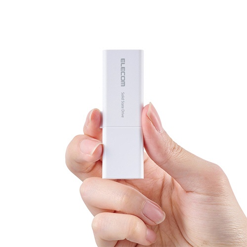 エレコム　外付けポータブルＳＳＤ　２５０ＧＢ　ホワイト　ＥＳＤ－ＥＷＢ０２５０ＧＷＨＲ　１個7