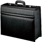 コクヨ　ビジネスバッグ（フライトケース）　軽量タイプ　Ｂ４　黒　カハ－Ｂ４Ｂ２４Ｄ　１個