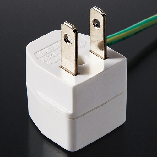 ＴＡＮＯＳＥＥ　サンワサプライ　ＯＡタップ　抜け止め　通電ランプ・マグネット付　３Ｐ・４個口　１．０ｍ　１個3