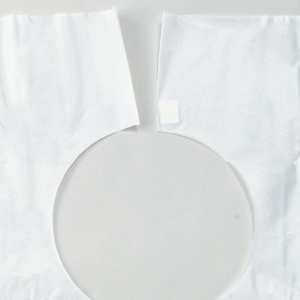 ストリックスデザイン　お食事エプロン　使い捨てタイプ　ホワイト　ＫＮ－９３２　１パック（１０枚）3