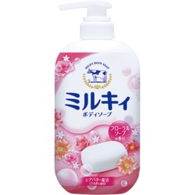 牛乳石鹸共進社　ミルキィボディソープ　フローラルソープの香り　本体　５５０ｍｌ　１本