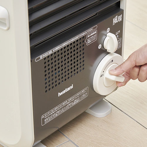 岩谷産業　カセットガスファンヒーター　風暖（ＫＡＺＥＤＡＮ）　メタリックグレー　屋内専用　ＣＢ－ＧＦＨ－５　１台6