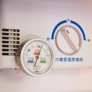 クレセル　冷蔵庫専用温度計（吸盤式）　ＡＰ－６１　１個2