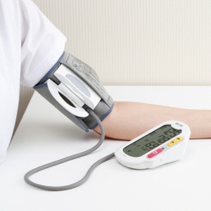 タニタ　上腕式血圧計　ホワイト　ＢＰ－２２３－ＷＨ　１台5