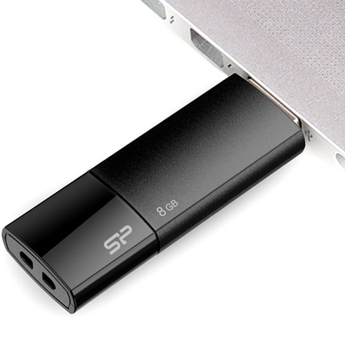 シリコンパワー　ＵＳＢ２.０フラッシュメモリ　Ｕｌｔｉｍａ　Ｕ０５　８ＧＢ　ブラック　ＳＰ００８ＧＢＵＦ２Ｕ０５Ｖ１Ｋ　１個3