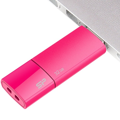 シリコンパワー　ＵＳＢ２.０フラッシュメモリ　Ｕｌｔｉｍａ　Ｕ０５　３２ＧＢ　ピンク　ＳＰ０３２ＧＢＵＦ２Ｕ０５Ｖ１Ｈ　１個3