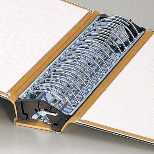 ライオン事務器　バインダー（ＭＰ式）　Ａ４ヨコ　２０穴　３５０枚収容　総布貼り　Ｎｏ．２０Ｗ　１冊2