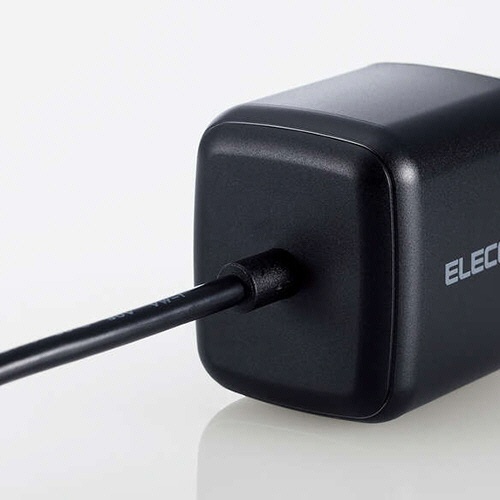 エレコム　ＵＳＢ　ＰｏｗｅｒＤｅｌｉｖｅｒｙ　４５Ｗ　ＡＣ充電器（ＵＳＢ　Ｔｙｐｅ－Ｃケーブル一体型）　ブラック　ＡＣＤＣ－ＰＤ８３４５ＢＫ　１個3