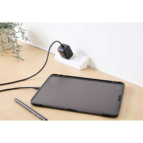 エレコム　ＵＳＢ　ＰｏｗｅｒＤｅｌｉｖｅｒｙ　４５Ｗ　ＡＣ充電器（ＵＳＢ　Ｔｙｐｅ－Ｃケーブル一体型）　ブラック　ＡＣＤＣ－ＰＤ８３４５ＢＫ　１個9