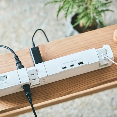 ファーゴ　ＴＡＰＫＩＮＧ　電源タップ　ＵＳＢ　ＰＤ６５Ｗ　ＡＣ６個口　ＵＳＢ－Ｃ／Ａ×各２ポート　ホワイト　Ｔ５ＷＨ　１個7