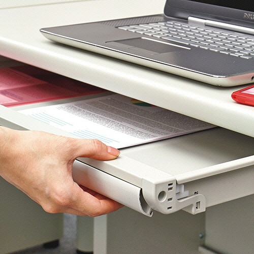ライオン事務器　ＬＥＯ　オフィスデスク　平机　幅８００×奥行７００×高さ７００ｍｍ　ナチュラル（組立設置込）　ＬＥＲ－Ｌ０８７ＦＤ－ＭＷ　１台3