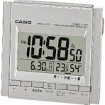 カシオ　デジタル電波置時計　ダブル電子音アラーム　温湿度計付　チタニウムシルバー　ＤＱＤ－７０５Ｊ－８ＪＦ　１台