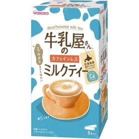 アサヒグループ食品　ＷＡＫＯＤＯ　牛乳屋さんのカフェインレスミルクティー　スティック　１箱（８本）