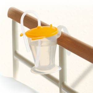オオサキメディカル　プラスハート　ベッド柵にも掛けられる　ストローカップ　オレンジ　２５０ｍｌ　１個6