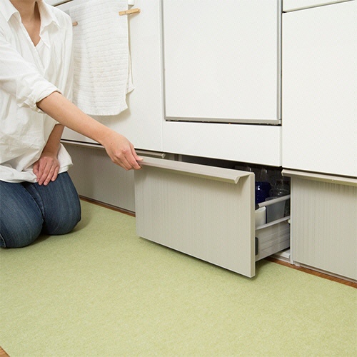 サンコー　おくだけ吸着　キッチンマット　６０×２４０ｃｍ　ベージュ　ＫＧ－０５　１枚5
