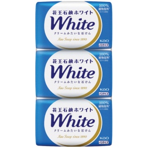 花王　石鹸ホワイト　バスサイズ　１３０ｇ／個　１パック（３個）1