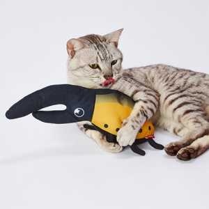 ペティオ　猫用おもちゃ　けりぐるみ　ヘラクレスオオカブト　２６７６９７　１個2