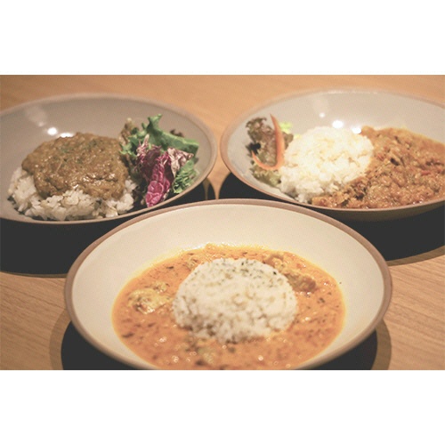 ＬＯＣＯ・ＳＩＫＩ　３種のごちそうカレーセット　１セット1
