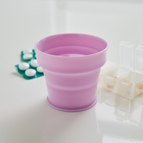 伊勢藤　おりたたみ　うがいコップ　ＵＧＡＩ　ｃｕｐ　１２０ｍＬ　ピンクベリー　Ｉ－６０２－ＰＢ　１個10