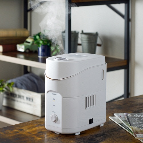 ツインバード　スチーム式パーソナル加湿器　ホワイト　ＳＫ－Ｅ９６１Ｗ　１台10