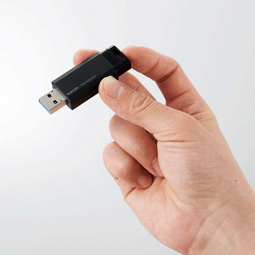 エレコム　外付けポータブルＳＳＤ　１ＴＢ　ブラック　ＥＳＤ－ＥＰＫ１０００ＧＢＫ　１台4