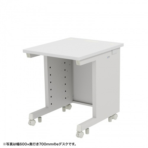 サンワサプライ　ｅデスク　幅６５０×奥行７００×高さ７００ｍｍ　ホワイト（ＲｏＨＳ指令１０準拠）　ＥＤ－ＳＫ６５７０Ｗ　１台1