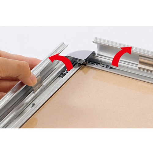 シンエイ　ポスターグリップ　シルバー（梨地調）屋内用　Ａ１　外寸８９１×６４４ｍｍ　ＰＧ－３２Ｒ　１セット（３枚）3