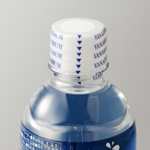 ミツウロコビバレッジ　富士清水　シュリンクキャップ仕様　５００ｍｌ　ペットボトル　１ケース（２４本）2