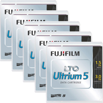 【クリックでお店のこの商品のページへ】富士フイルム LTO Ultrium5 データカートリッジ バーコードラベル(縦型)付 1.5TB LTO FB UL-5 OREDPX5T 1パック(5巻) LTO FB UL-5 OREDPX5T